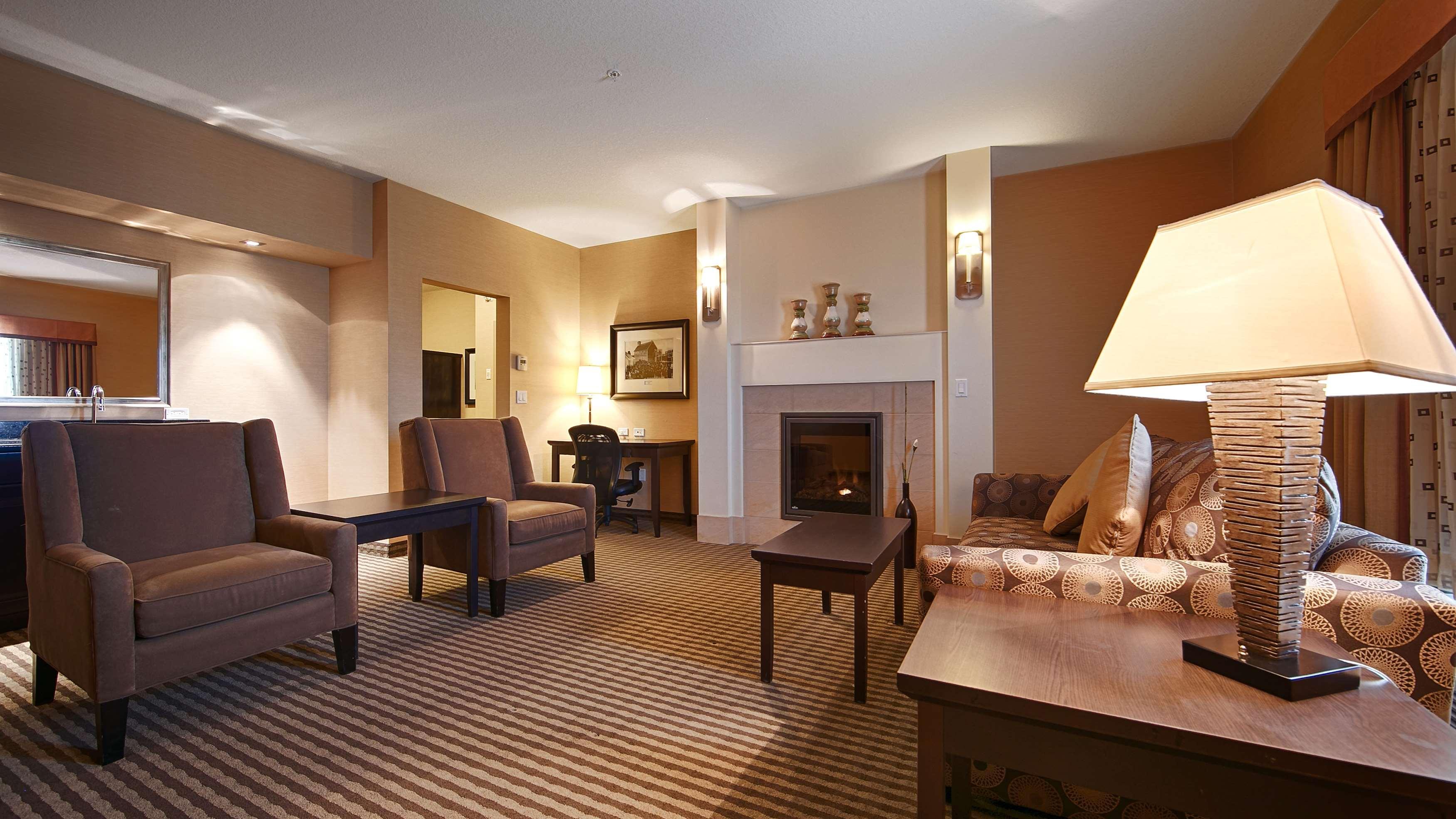 Stony Plain Best Western Sunrise Inn & Suites מראה חיצוני תמונה