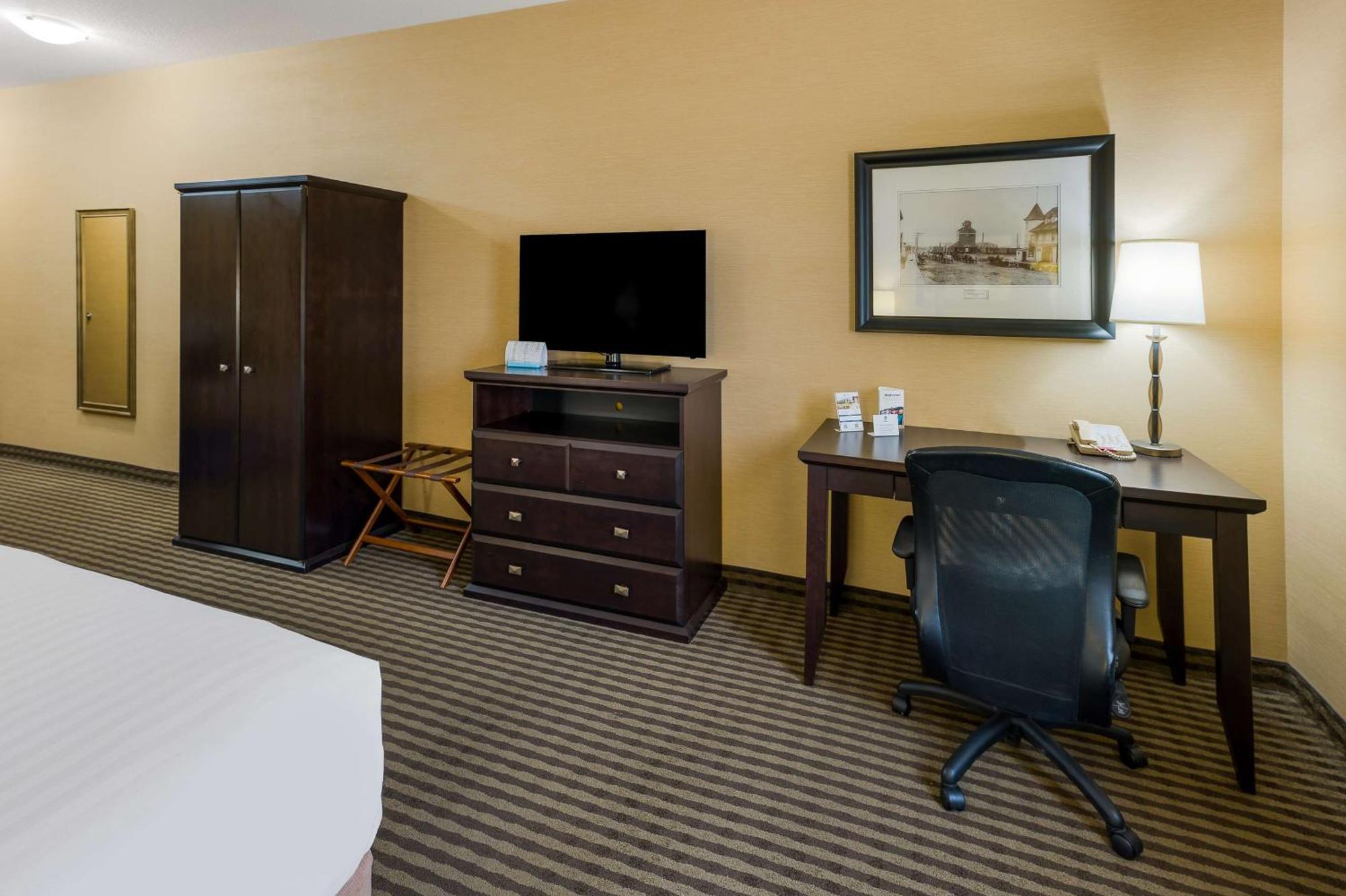 Stony Plain Best Western Sunrise Inn & Suites מראה חיצוני תמונה